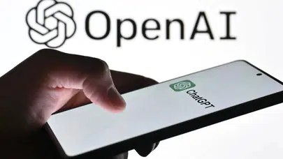 Uygulama devri kapanıyor: OpenAI ezber bozacak akıllı telefon projesi için düğmeye bastı