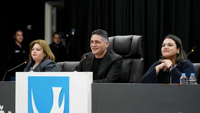 Başkan Serkan Acar'dan Aliağa Belediyesi'ne Yönelik Özgün Bütçe Açıklaması: İzmir'e Örnek Mali Yapı!