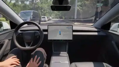 Tesla'dan Türkiye'deki Araçlara Şok Operasyon: Yasa Dışı FSD Sistemleri Uzaktan Kaldırıldı!