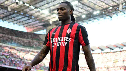Manchester United'ın gözü Milan'ın yıldızında: Leao için devasa takas paketi masada