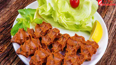 Esnafın isyanı sosyal medyayı salladı: Çiğ köfteciden pes dedirten 'psikolojik' çözüm