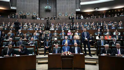 TBMM'de yeni dönem: AKP'de 'açıklama' yasağı başladı
