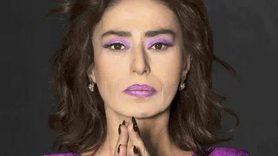 Yıldız Tilbe'den sahne ortasında çarpıcı itiraf: "Hepsiyle gözyaşları içinde yollarımı ayırdım"