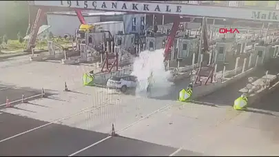 Mutlu yolculuk acı bitti: Otoyol gişelerinde feci kaza