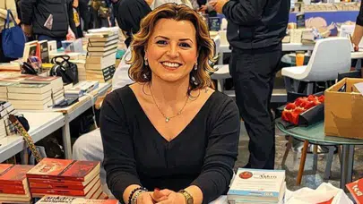 Bayram ziyaretinde kanlı hesaplaşma: Yazar Ayten Öztürk miras kavgasına kurban gitti