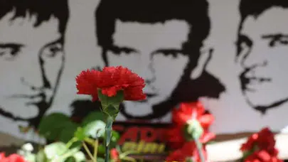 Darağacına gidişlerinin 54. yılı: Türkiye siyasi tarihinin en derin izi "Üç Fidan" unutulmadı