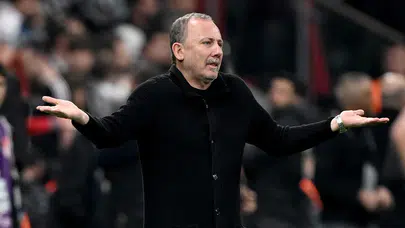 Beşiktaş'ta zorlu randevu öncesi Sergen Yalçın'dan samimi itiraf: Oyuncularımı ayağa kaldırmak zorundaydım