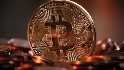 Kripto piyasasında büyük belirsizlik: Bitcoin neden irtifa kaybediyor?