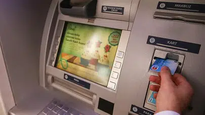 Bayram hazırlığında nakit paniğine dikkat: ATM'lerde yoğun mesai başlıyor