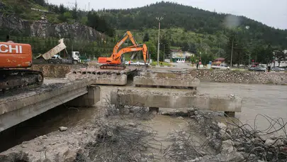 Tokat'ta Büyük Risk: Dev Sel Felaketini Önlemek İçin Köprü Yıkılıyor
