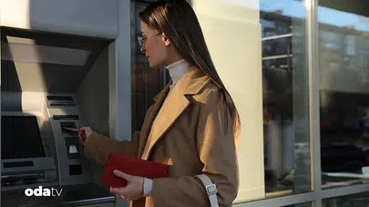 Fransa'da banka kartı olanlar için yeni dönem: Artık tek bir ATM her işi görecek