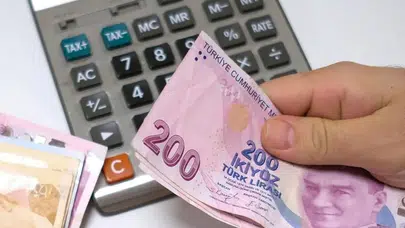 Maaşlara aylık enflasyon ayarı: Sendikadan alım gücünü koruyacak radikal talep