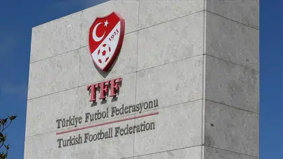 PFDK'dan Süper Lig devlerine ağır fatura: Tribün kapatma ve para cezaları peş peşe geldi
