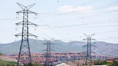 Türkiye'nin enerji karnesinde temiz enerji dönemi: Güneş ve rüzgarda büyük sıçrama