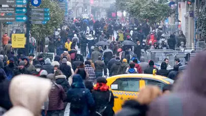 Avrupa'nın zirvesinde Türkiye: Genç nüfusta rekor seviye