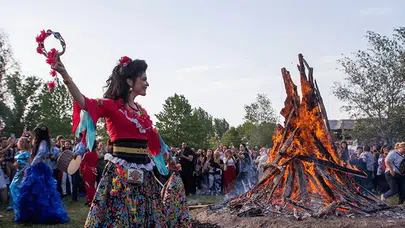 Baharın müjdecisi kapıda: Dilekleriniz bu yıl da gül ağacının altına emanet
