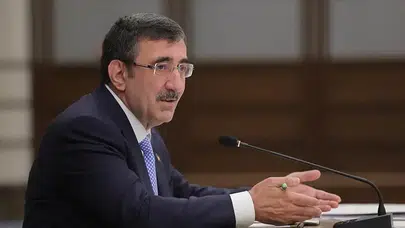 Türkiye ekonomisi 23 çeyrektir süren büyüme serisini bozmadı: Cevdet Yılmaz’dan kritik mesaj