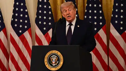 Trump Tahran yönetimine yönelik askeri tehdidini yineledi