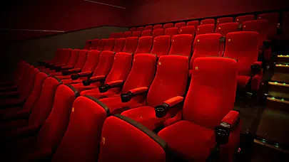 Paris aşırı sıcaklara karşı film gösterimlerini çözüm olarak kullanıyor