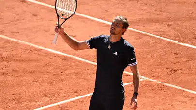 Zverev Roland Garros finalinde ilk şampiyonluk peşinde