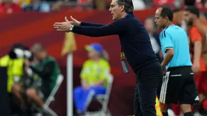 Montella tercihleri Dünya Kupası açılışında tartışma yarattı