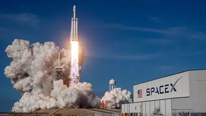 SpaceX hisseleri halka arz sonrası yatırımcıların odağında