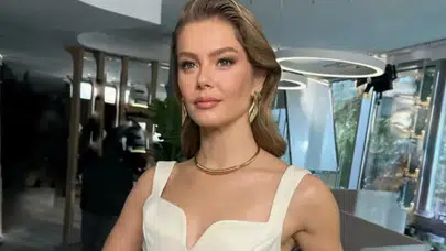 Burcu Biricik ve Emre Yetkin çiftinden keyifli tekne tatili