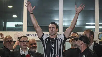 Beşiktaş kadrosuna Sırp golcü Dusan Vlahovic katıldı