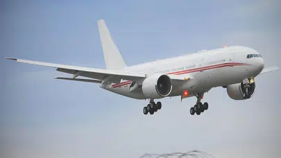 Birleşik Arap Emirlikleri'ne ait kraliyet jetinin Tahran uçuşları gündem oldu