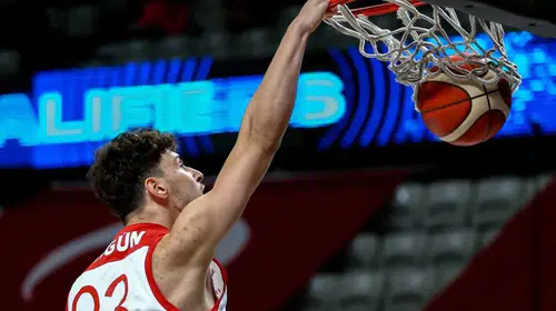 Tarih Yazıyoruz! 12 Dev Adam 24 Yıl Sonra EuroBasket’te Yarı Finalde