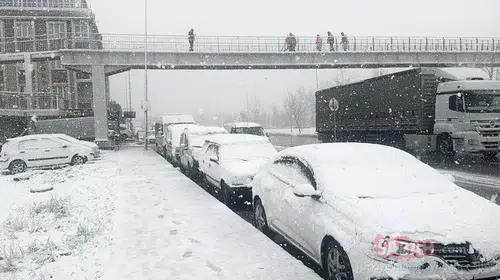 Hakkari'de okullar tatil mi? Hakkari Valiliğinden Açıklama