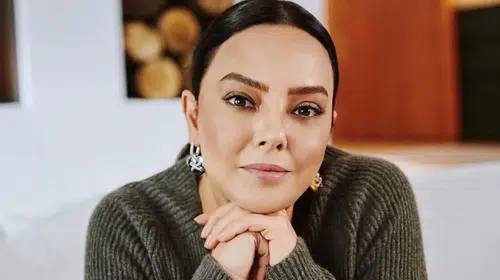 Ebru Gündeş Evli mi, Boşandı mı? Eşi, Çocuğu ve Evlilikleri Hakkında Tüm Bilgiler