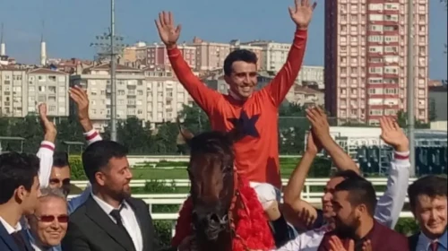 Gazi Koşusu’nun Efsane İsmi Ahmet Çelik Kaç Yaşında? Nereli? İşte Başarıları