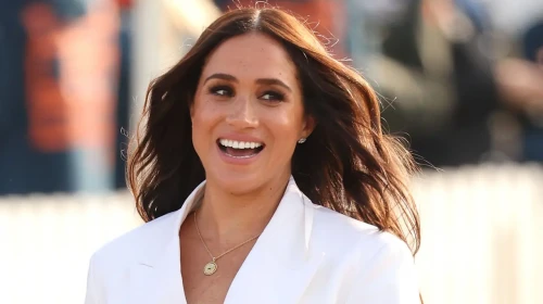 “Ev Yapımı Sandık, Fabrikadan Çıktı! Meghan Markle’ın Reçel Skandalı Patladı”