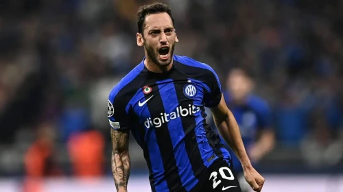 Milli Takımın Lideri Sadece Sahada Konuşulmuyor! Hakan Çalhanoğlu Kaç Yaşında, Nereli, Evli mi?”