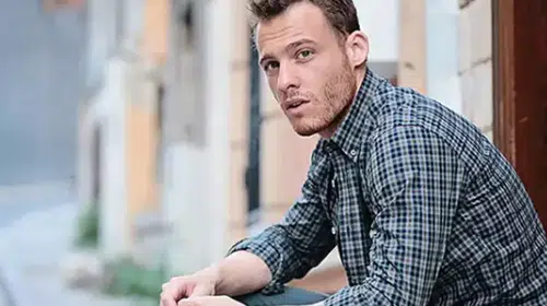 Kerem Bürsin, Gençlik Yıllarını Anlattı: Aile, Kan Bağı Değil Güvendir