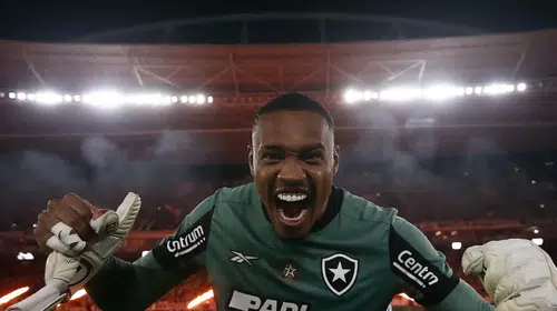 John Victor Kimdir? Muslera gitti, John Victor geliyor mu?