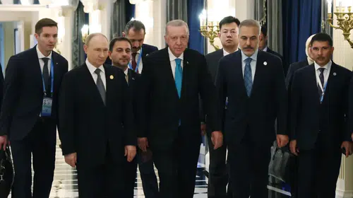 Cumhurbaşkanı Erdoğan ve Putin Tiencin'de bir araya geldi: Gündemde enerji, Ukrayna ve Kafkaslar vardı