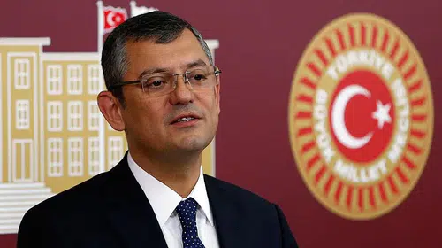CHP İstanbul'da Kongre Krizi: Üç İlçede Daha Seçim Süreci Durduruldu