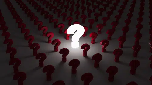 Rıza Pehlevi Kimdir, Ne İstiyor? İran’da Yeniden Sahneye Çıkışı Ne Anlama Geliyor?