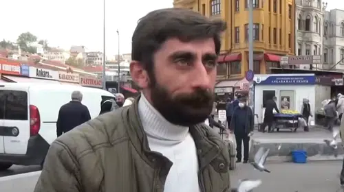 Azadi Kaya Kimdir? Gebeş kaplumbağa Nerelidir ve Kaç Yaşında?