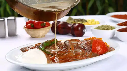 Gamze Ezildi Kimdir? Kadir Ezildi'nin Eşi Hakkında Merak Edilenler