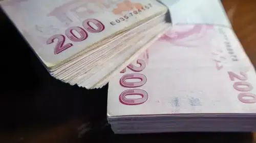 Emekliye 12 Ay Boyunca Ücretsiz Konaklama ve Yüzde 50 Ulaşım İndirimi