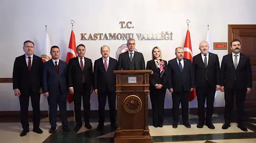 Sağlık Bakanı Memişoğlu, Kastamonu'yu Ziyaret Etti: Sağlık Hizmetleri İle İlgili Önemli Açıklamalar!