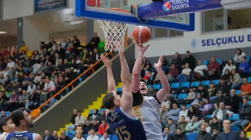 Konya Büyükşehir Belediyespor, Kipaş İstiklal'i 94-68 ile yenip kritik galibiyet elde etti!