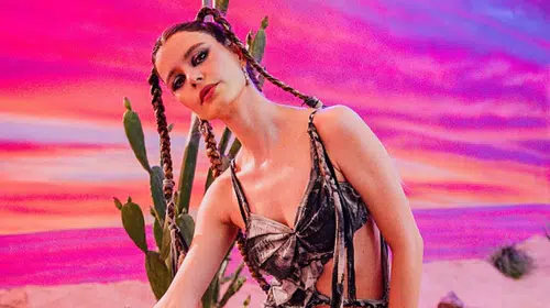 Beren Saat, Müzik Dünyasına İlk Adımını Attı: CapitaliZoo Şarkısıyla Geliyor!