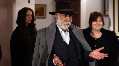 Don Çiçi Kimdir? Yeraltı Dizisindeki Rıfat Hanoğlu’nu Kim Canlandırıyor, Gerçek Adı Ne?