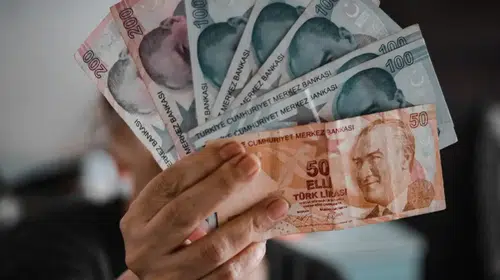 Aradaki Fark Tam 72 Bin Lira! 200 Bin Lira Kredide Bankalar Arasında Uçurum Var En Düşük Taksit Belli Oldu