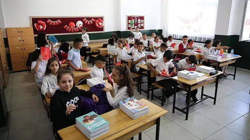 Ramazan Bayramı Ara Tatille Birleşiyor mu? 2026 İkinci Ara Tatil Ne Zaman?