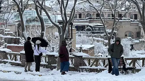 Kapadokya, beyaz örtü ile kaplandı